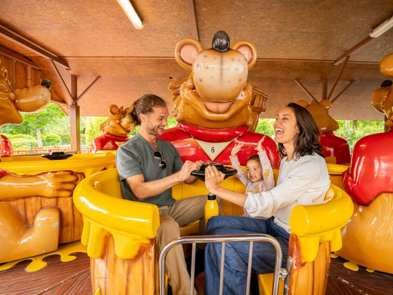 Spin around in a honey pot