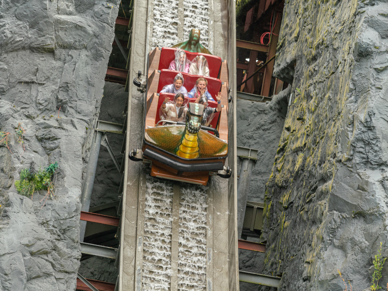 The Viking Voyage boat descended a slop with children on board 