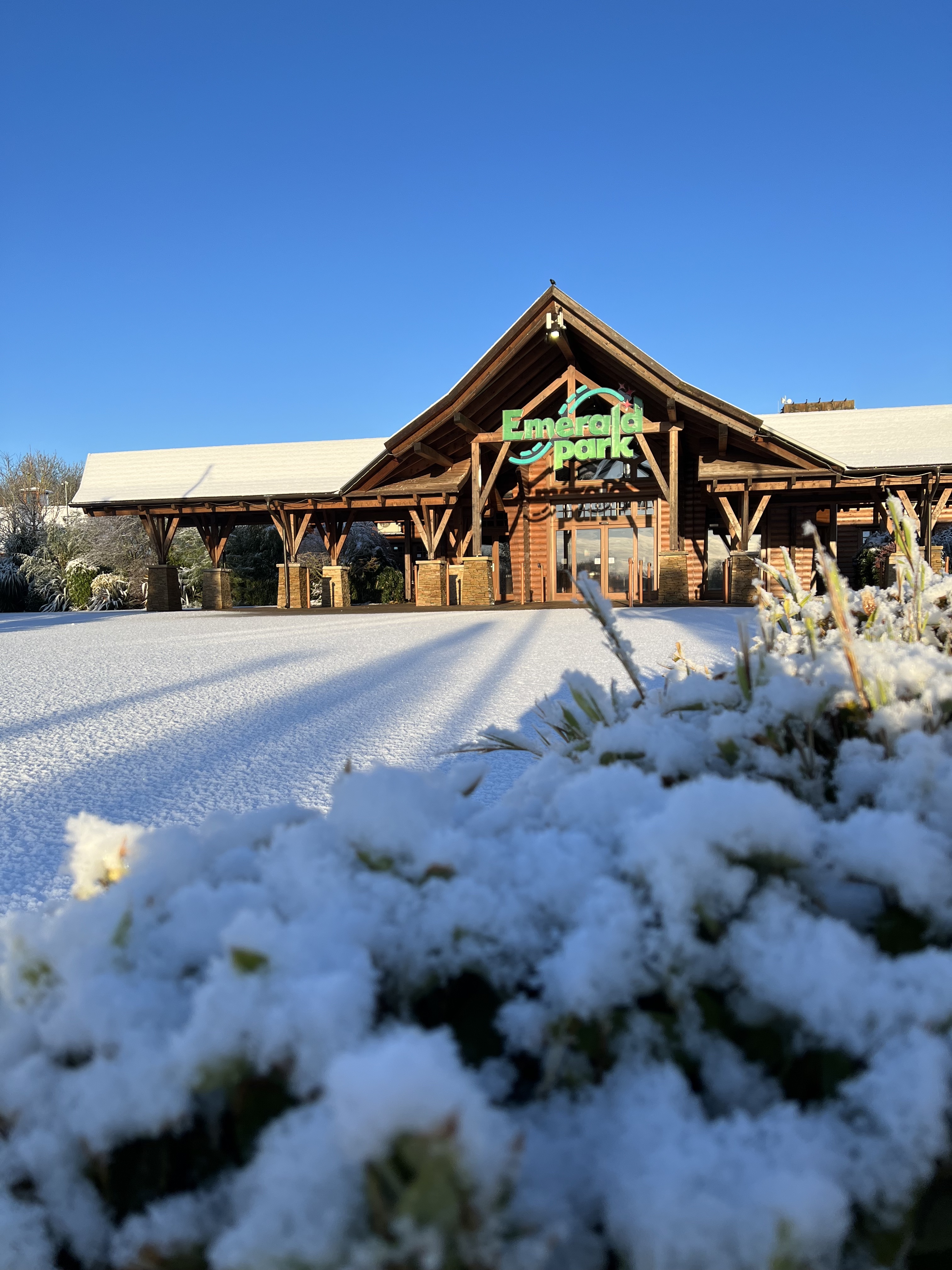 Snow Emerald Park admissions
